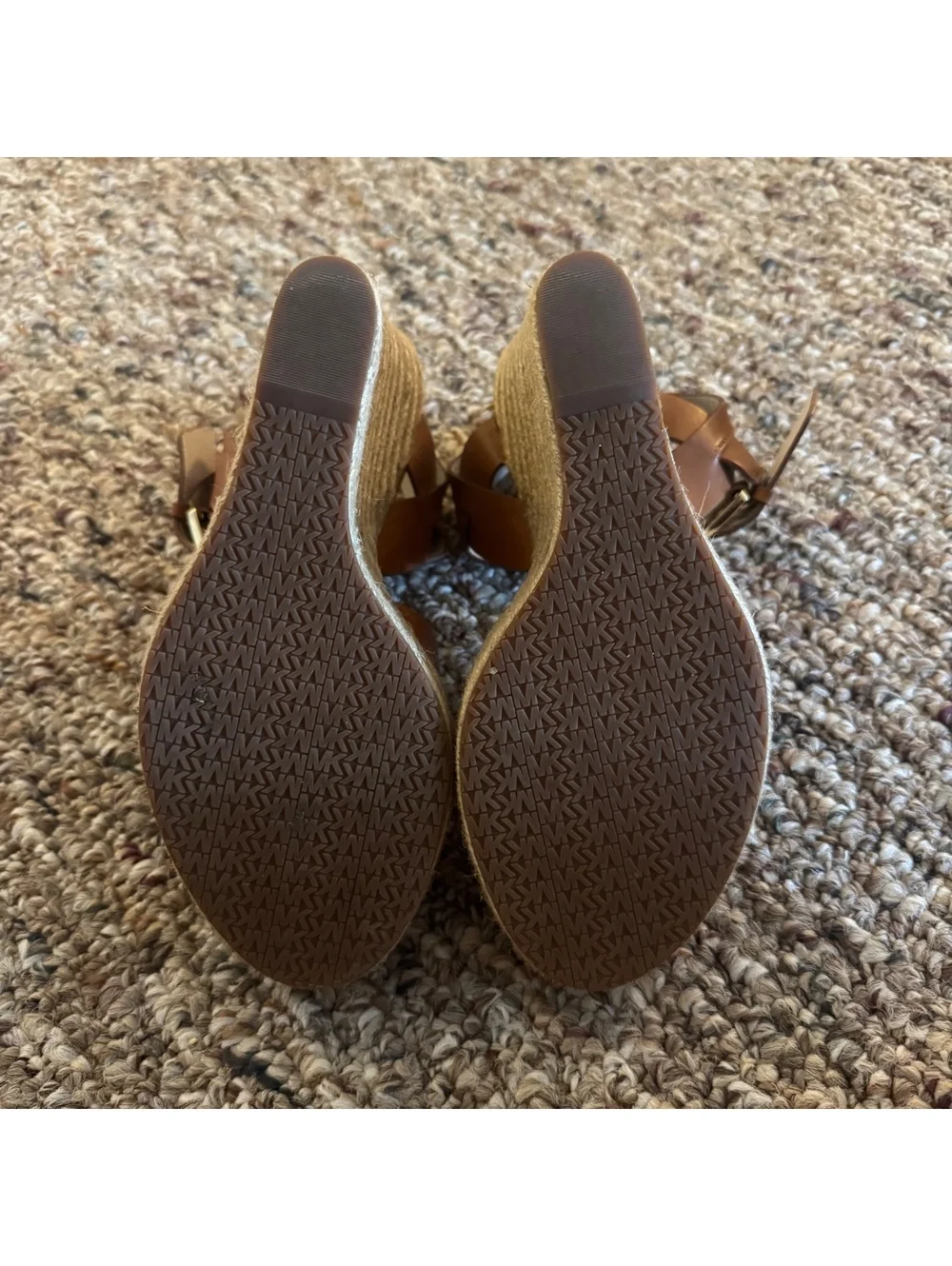 Women’s Michael Kors Wedge Sandals Brown Leather Strap Size 7M Medium Width